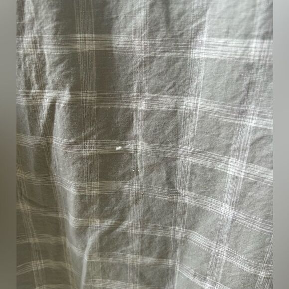 Travis Matthew Button Down - Picture 2 of 4